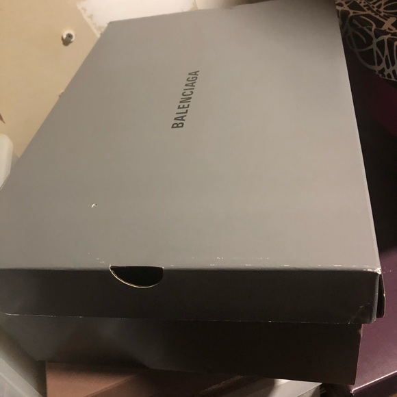 balenciaga shoe box